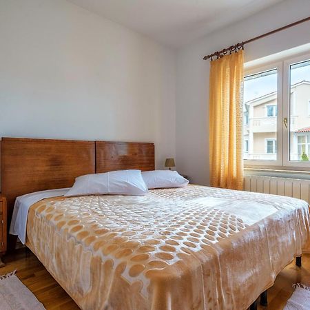 Apartment Majoran Pula Bagian luar foto