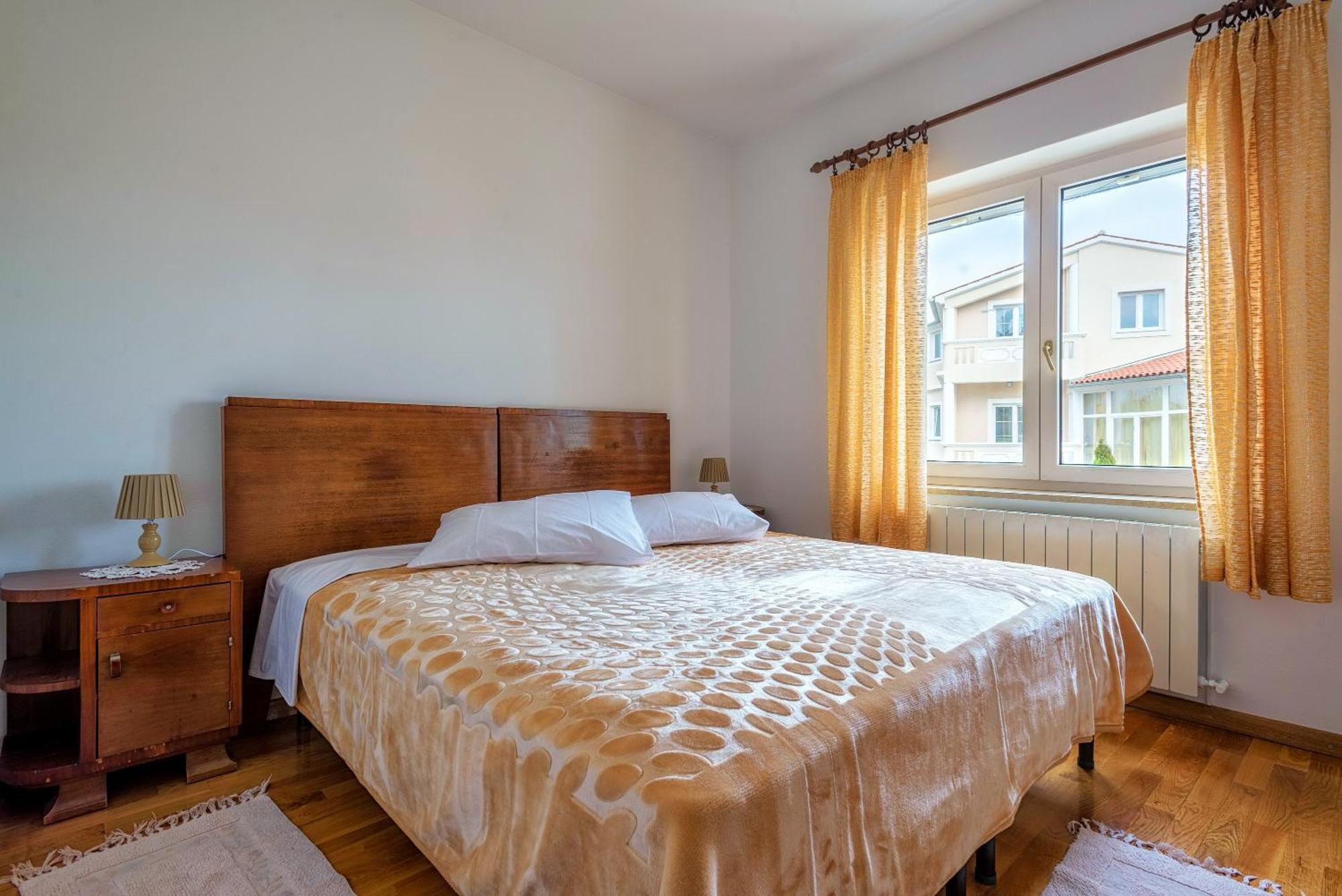 Apartment Majoran Pula Bagian luar foto